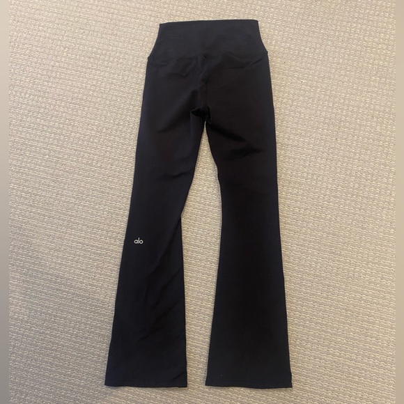 Alo High-Waist Bootcut leggings - Picture 5 of 5